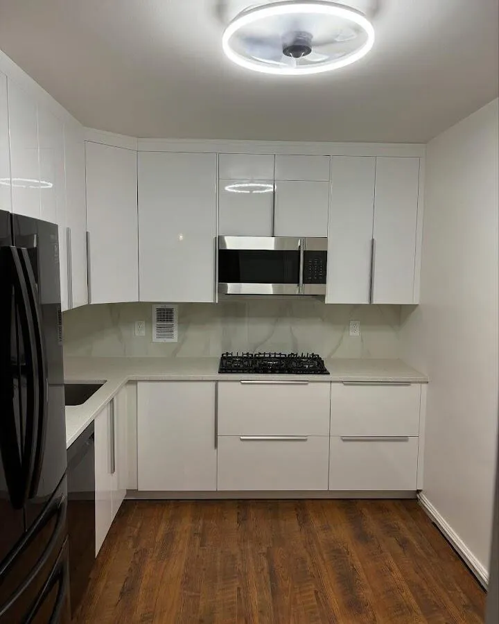 Renovated kitchen with quartz countertops in Clyde
